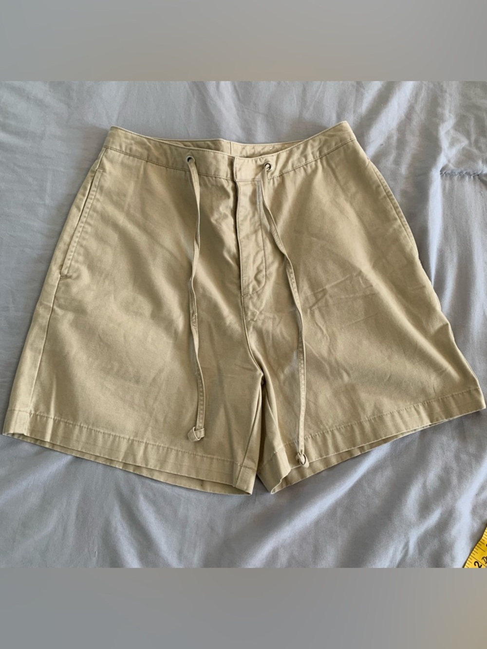Lands' End Women's 6 High Waist Tan Drawstring‎ Shorts Buttons